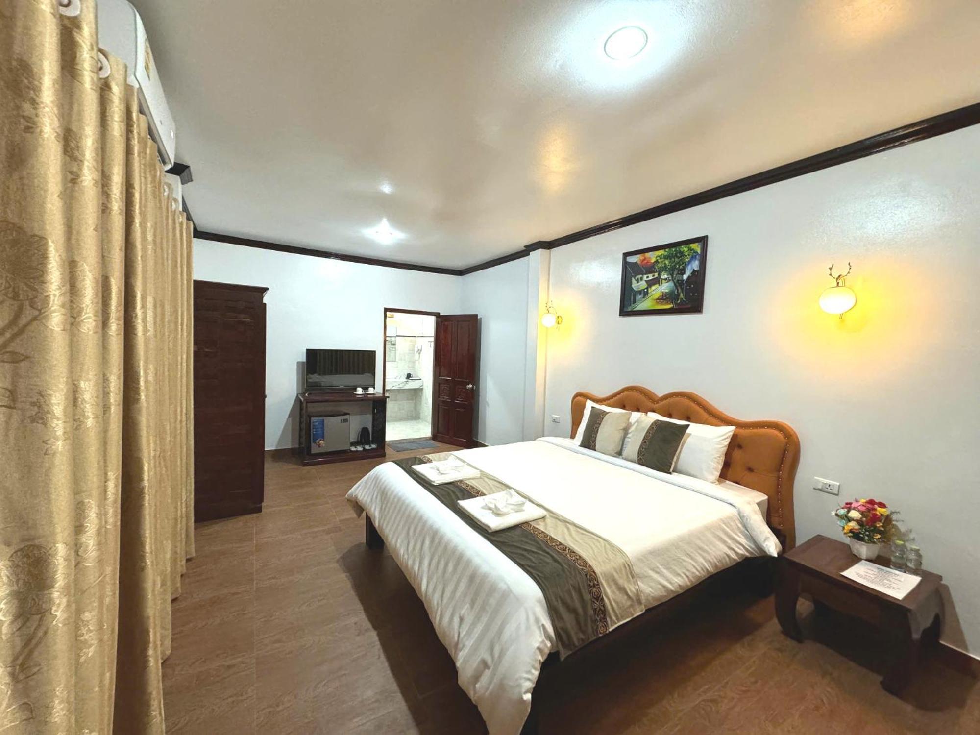 Win Hotel 방 비엥 외부 사진