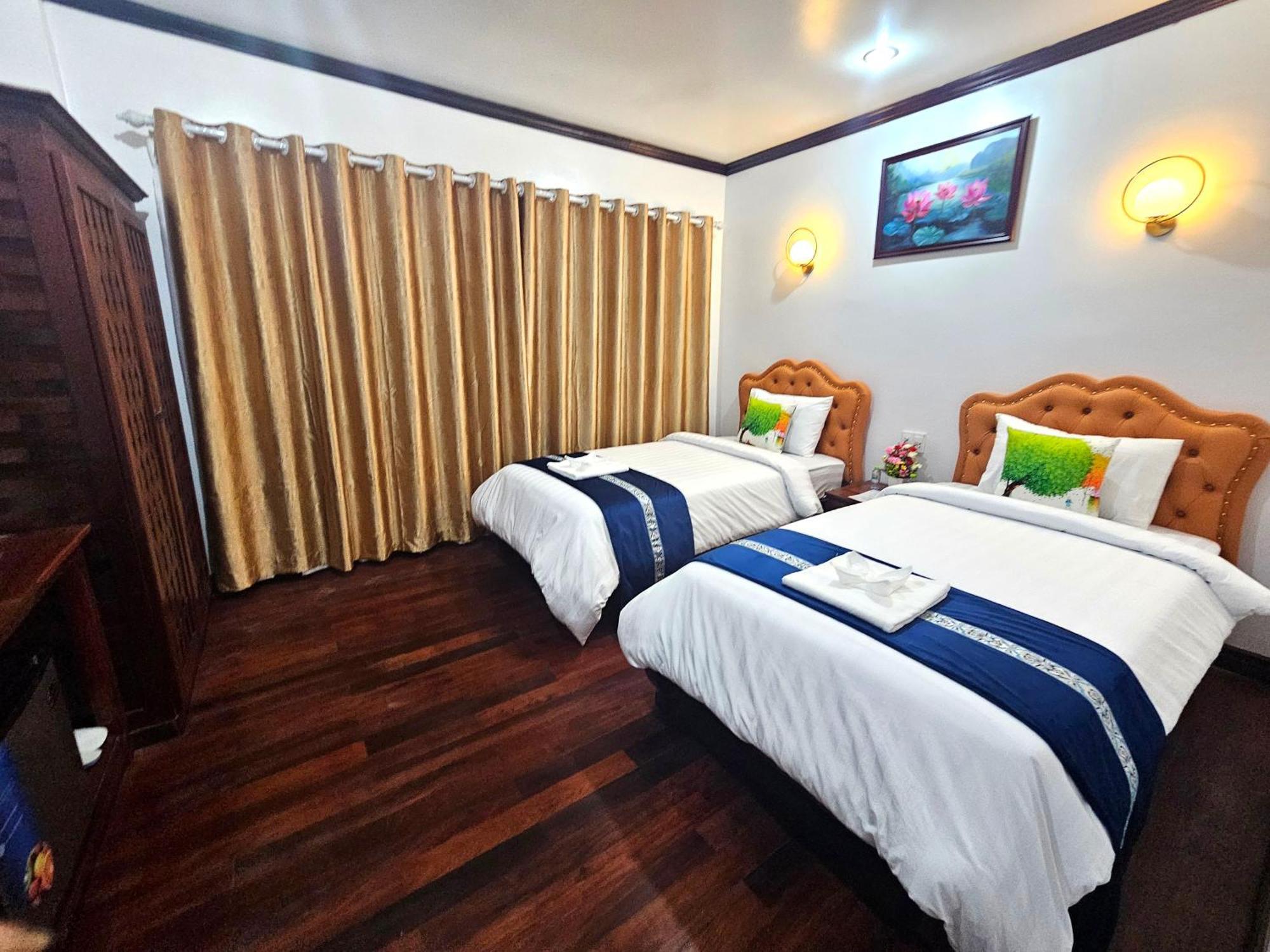 Win Hotel 방 비엥 외부 사진