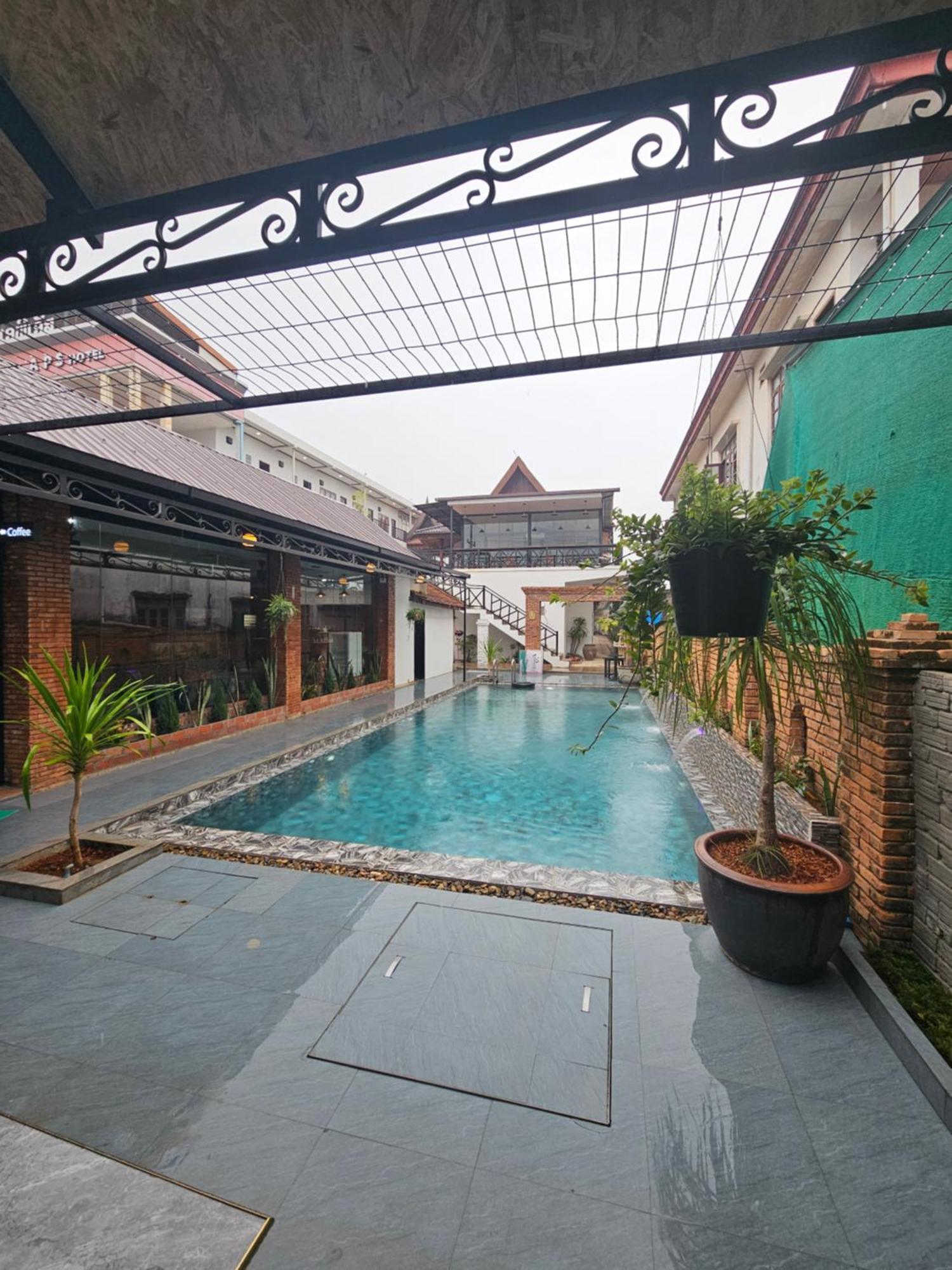 Win Hotel 방 비엥 외부 사진