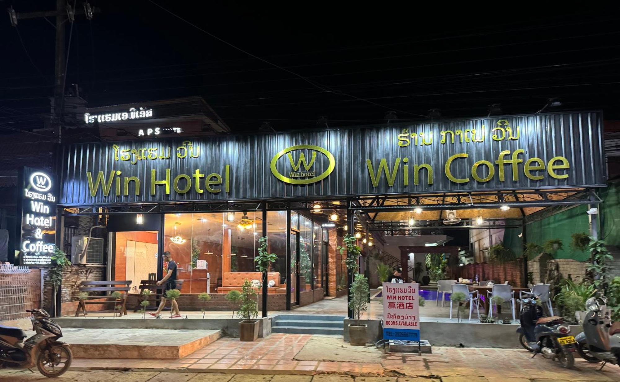 Win Hotel 방 비엥 외부 사진